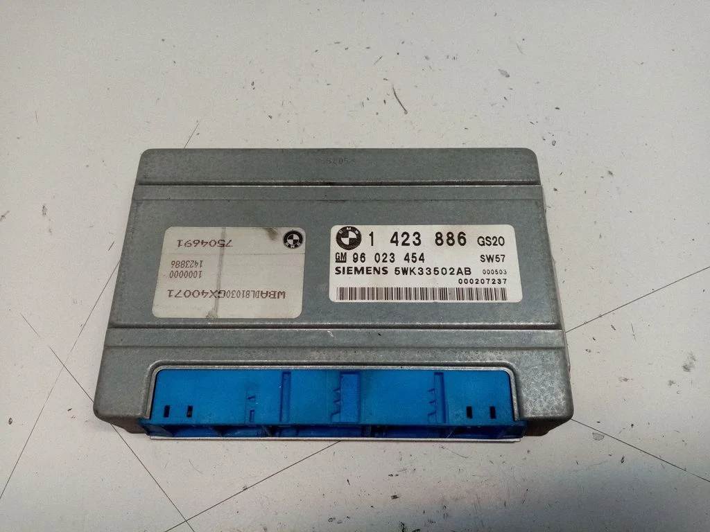 Pārnesumkārbas vadības bloks 1423886