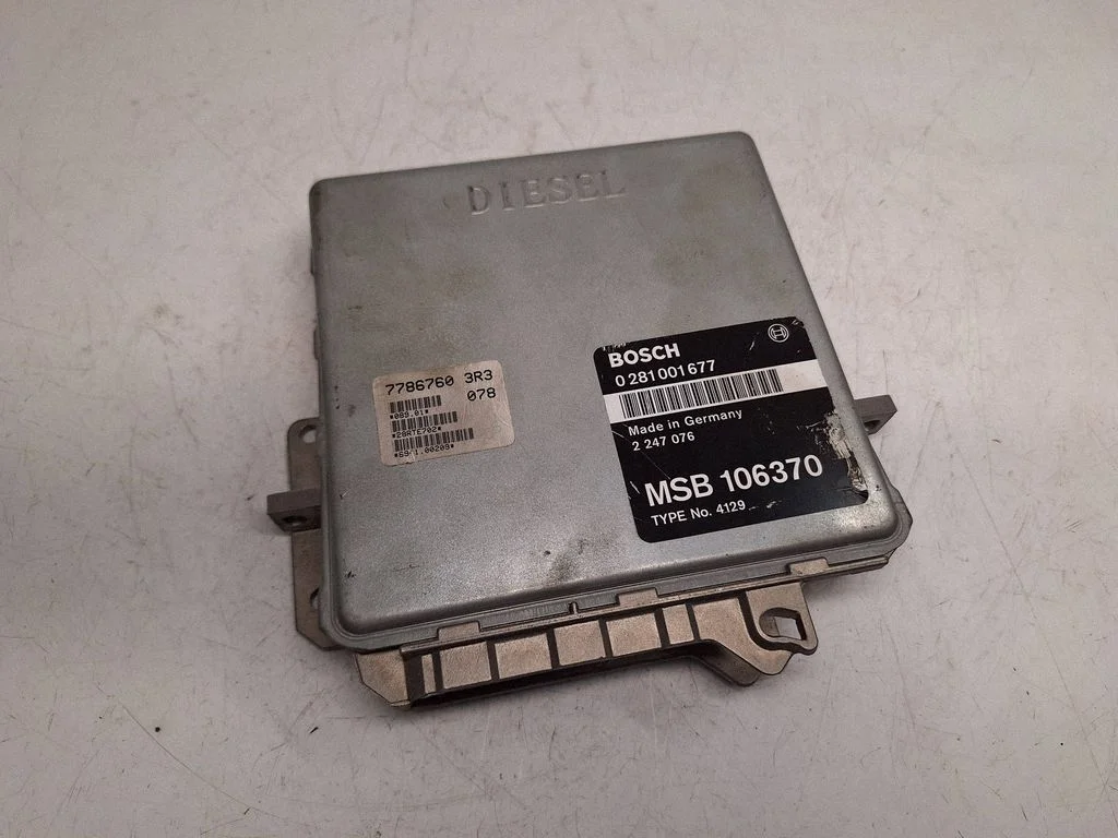 Dzinēja vadības bloks MSB106370