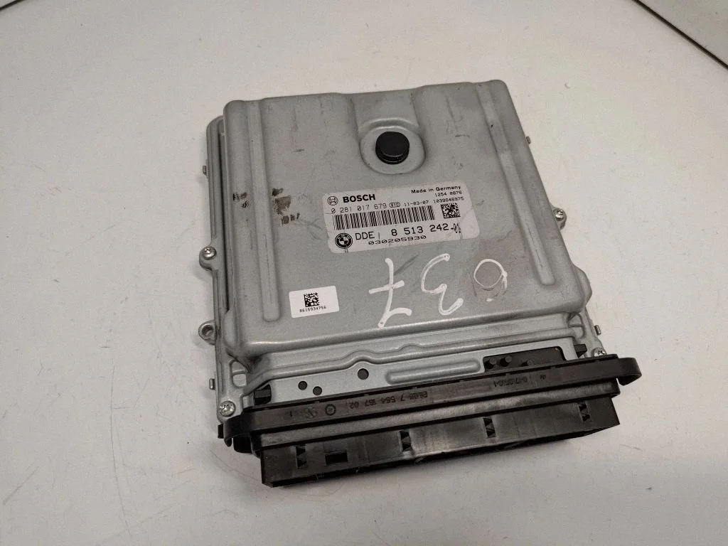 Mootori juhtplokk – BMW 5-seeria F10 F11 (2009-2016)