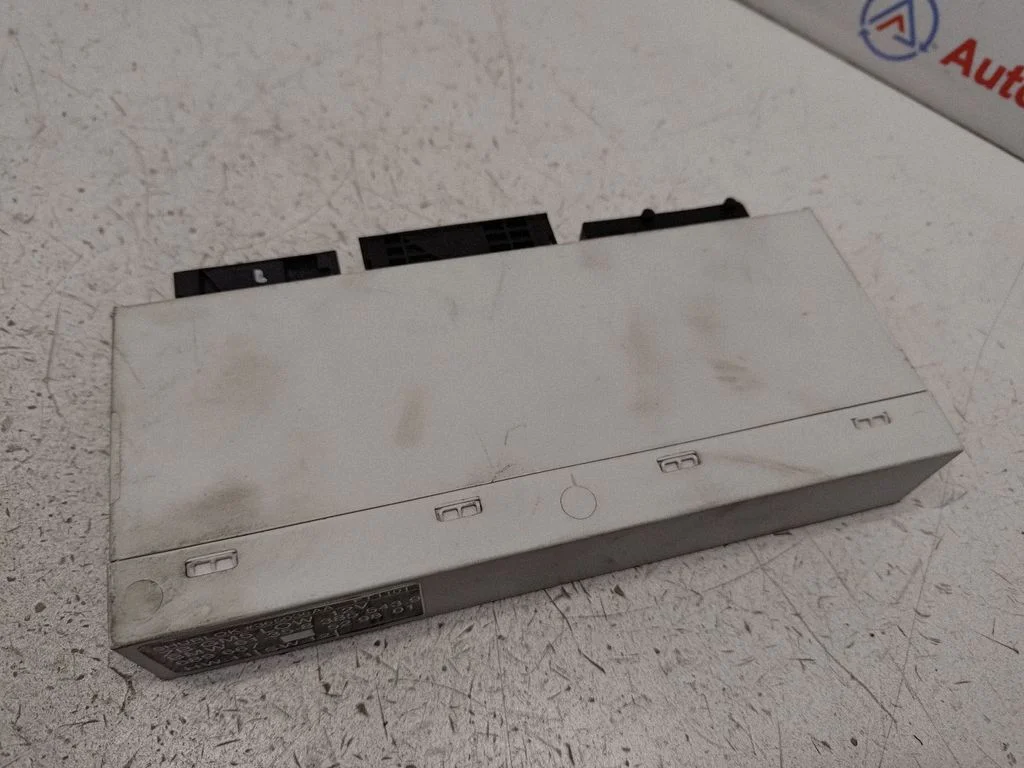 Central body control module 61358385543