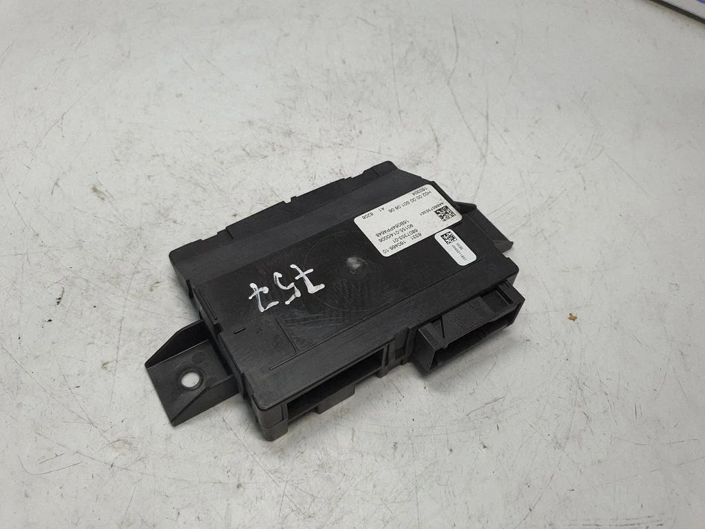 Pozostałe sterowniki i moduły 6807353
