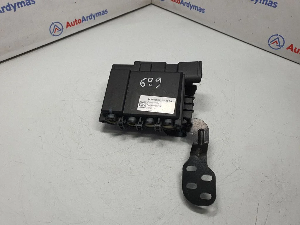 Other control units/modules 765012207D