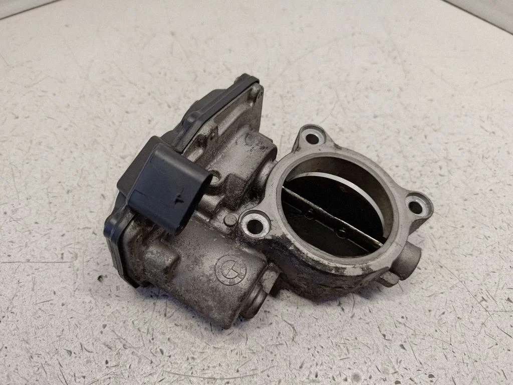 Throttle valve 13547810752