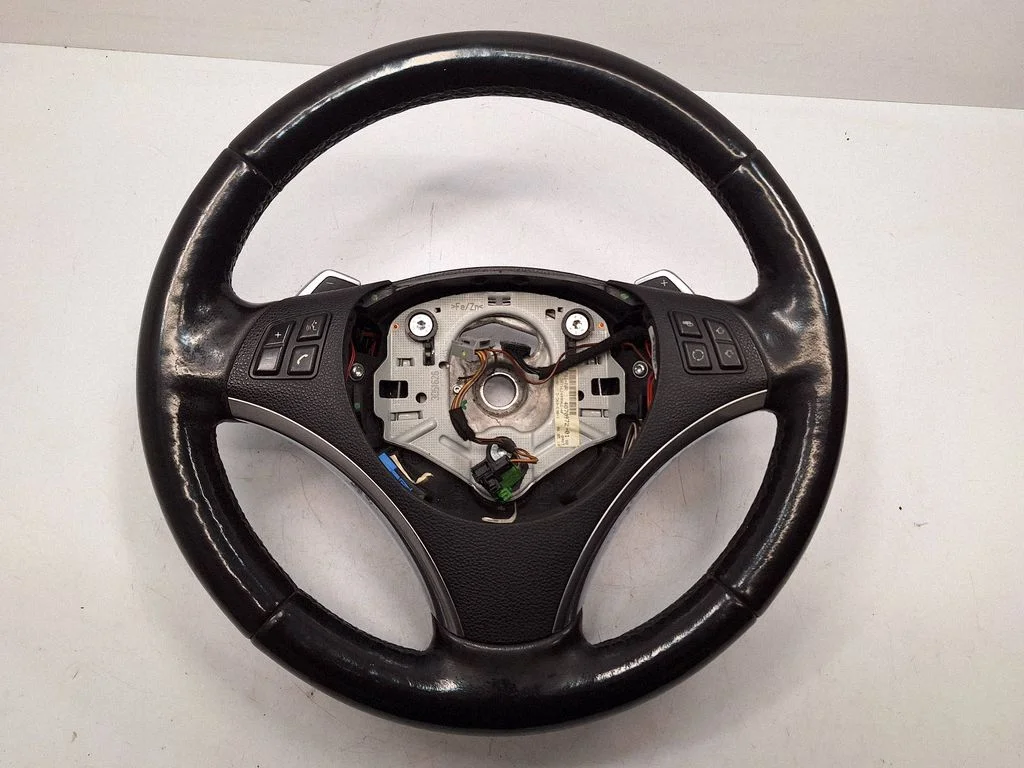 Steering wheel 32306797895