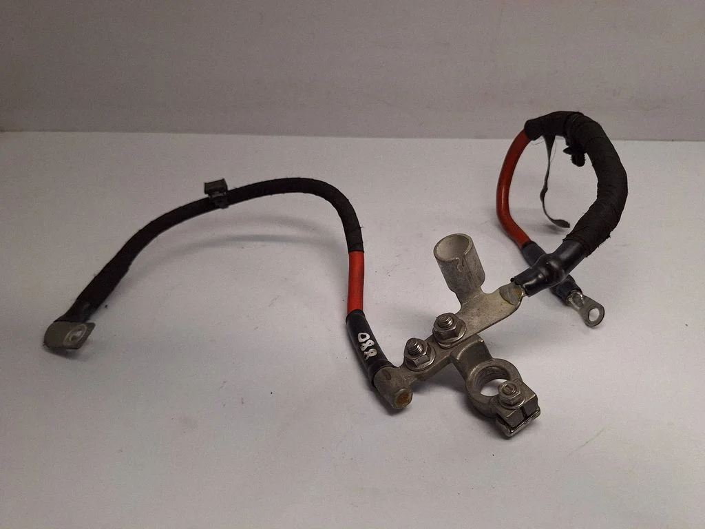 Positive cable (battery) – Mini Cooper J01 Electric (Cooper SE) (2020-)