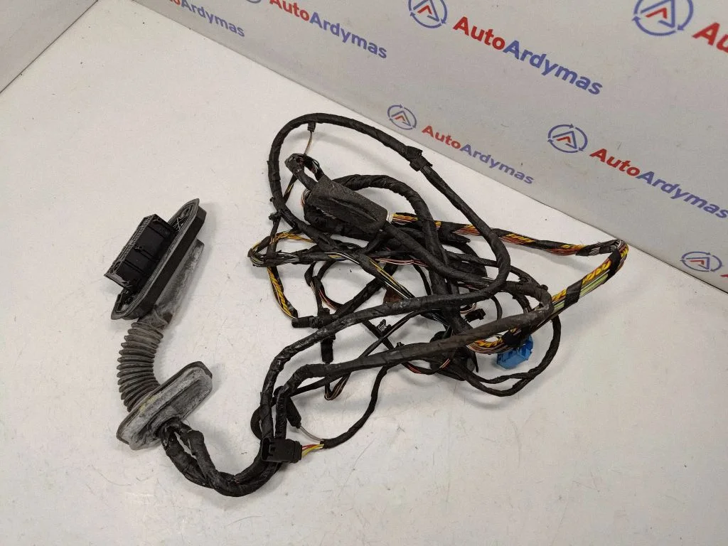 Tagaukse juhtmestik 9234360