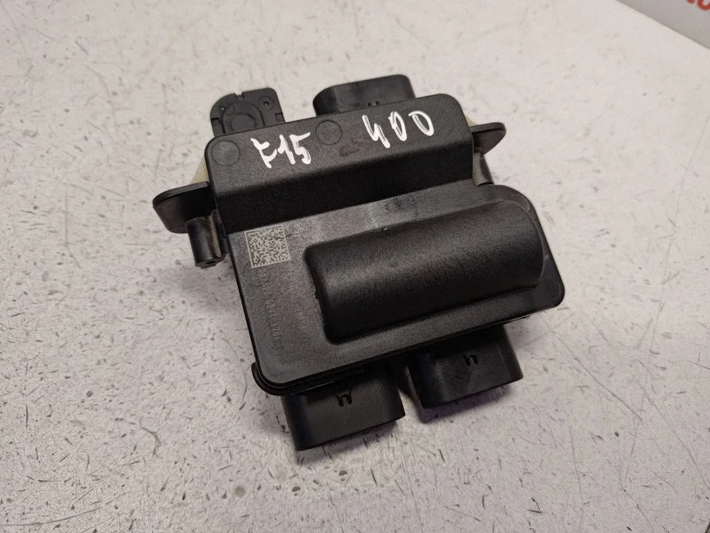 Plusa vadu savienojuma mezgls 9285503