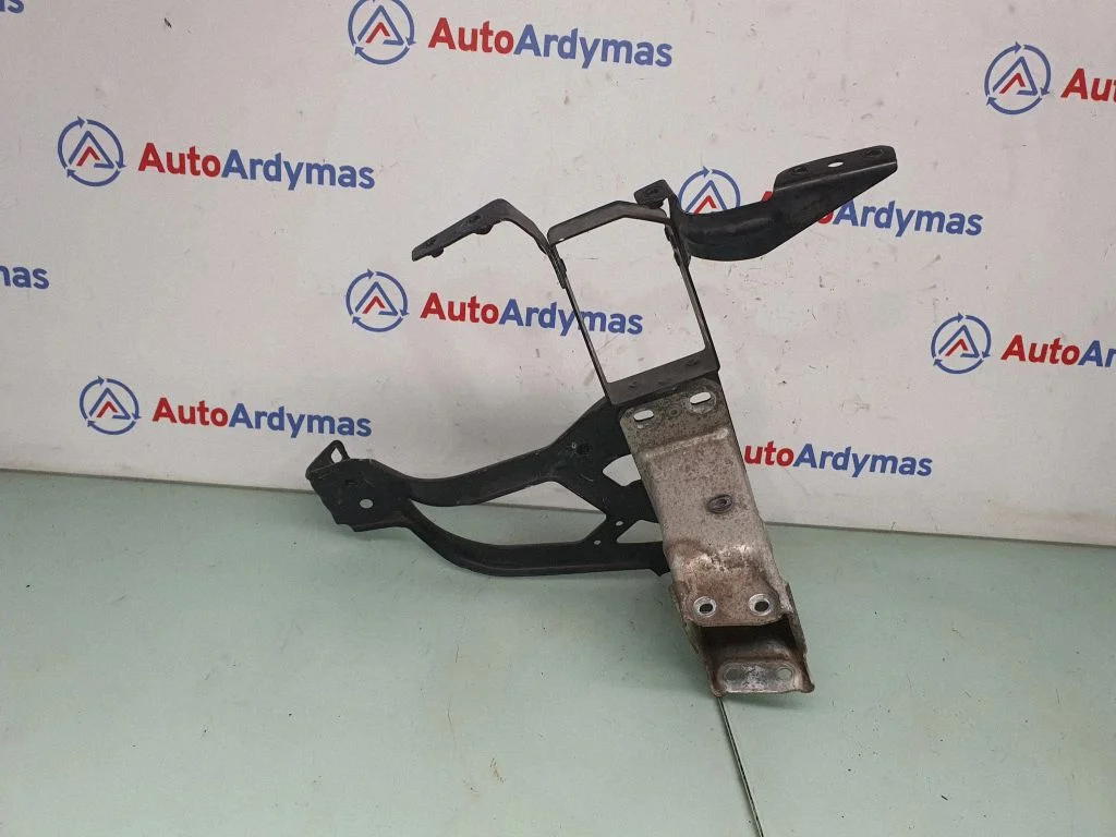 Radiator support slam panel bracket 7163484