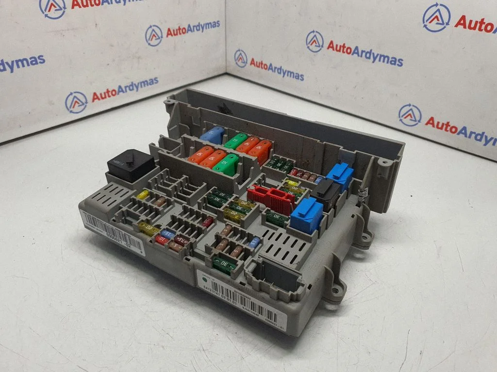 Fuse module – BMW 1 Series E81 E87 (2004-2011)