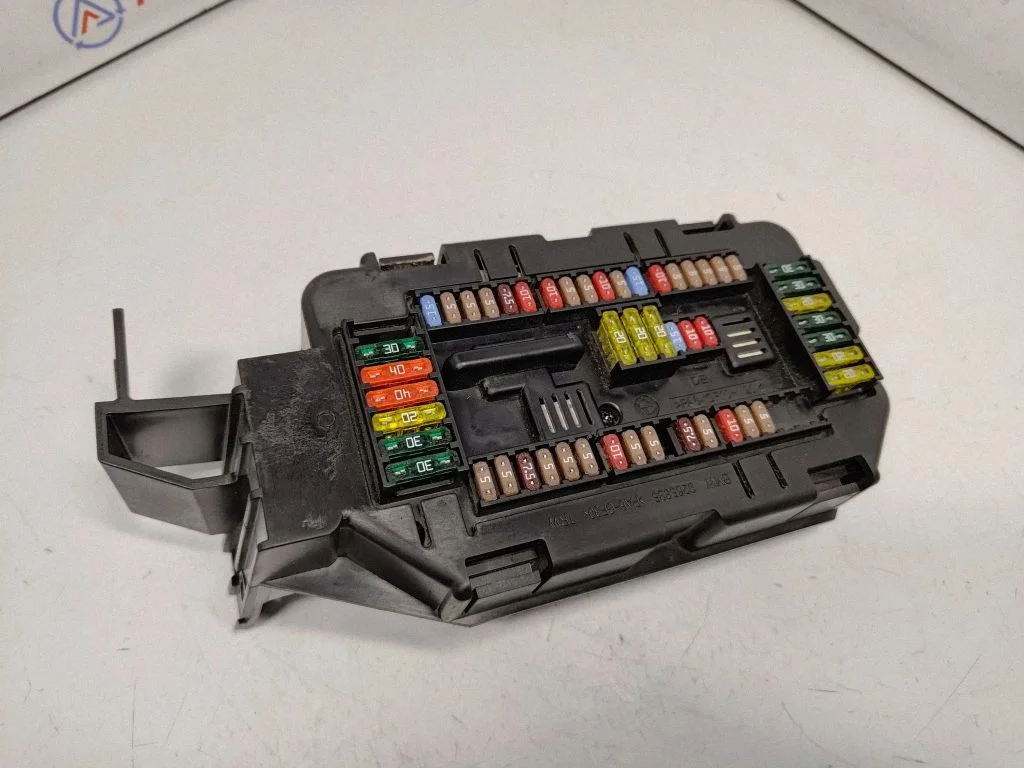 Drošinātāju bloks – BMW X5 F15 (2013-2017)