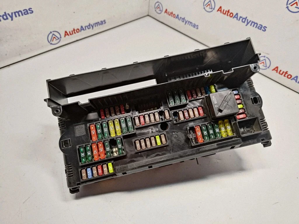Fuse module 9252815