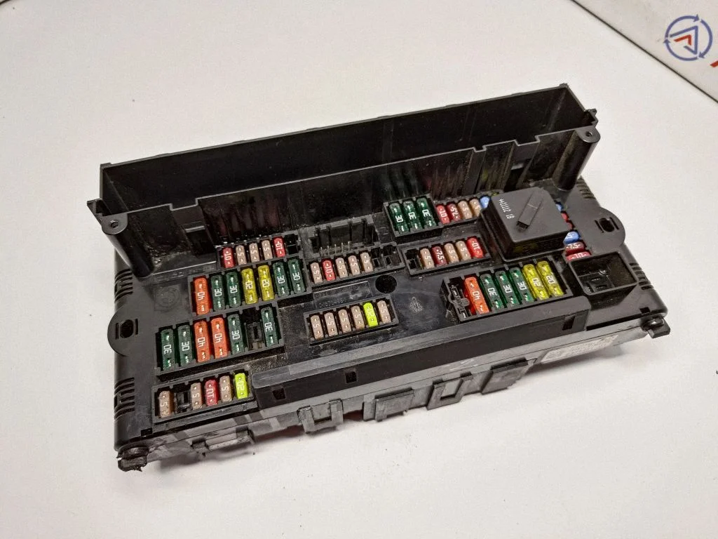 Drošinātāju bloks 9234421