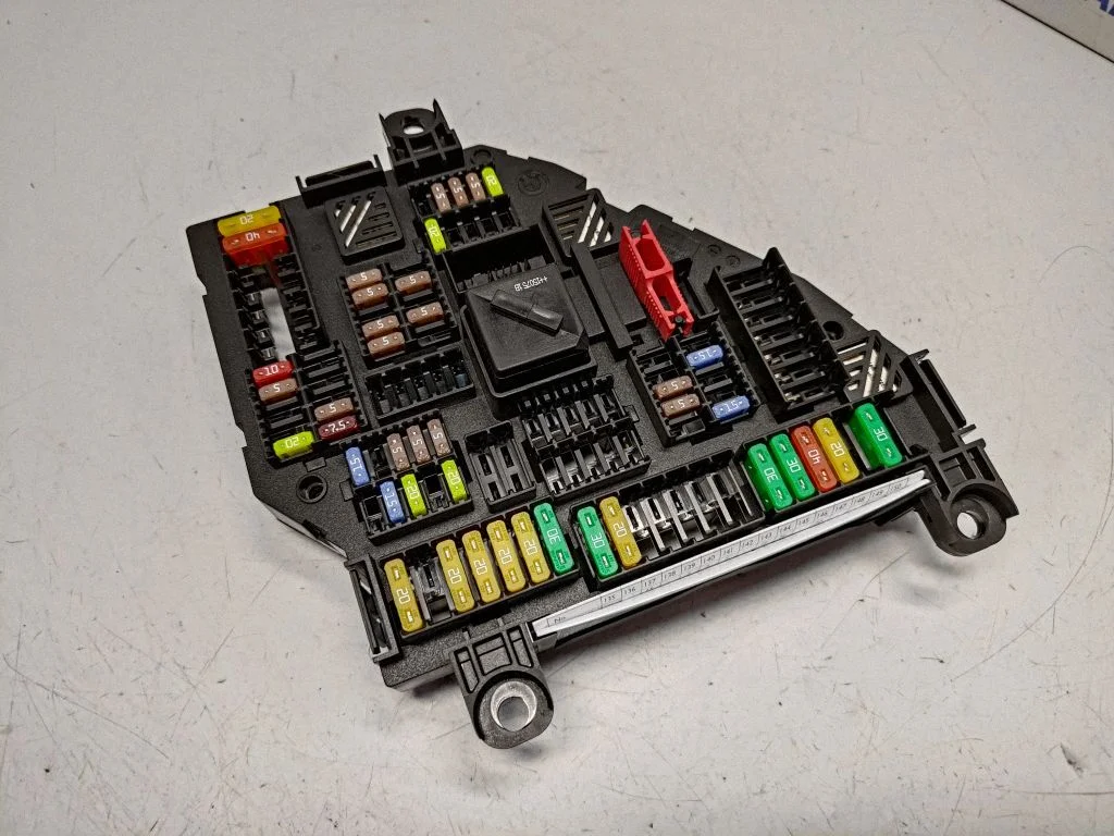 Fuse module – BMW X3 F25 (2010-2017)