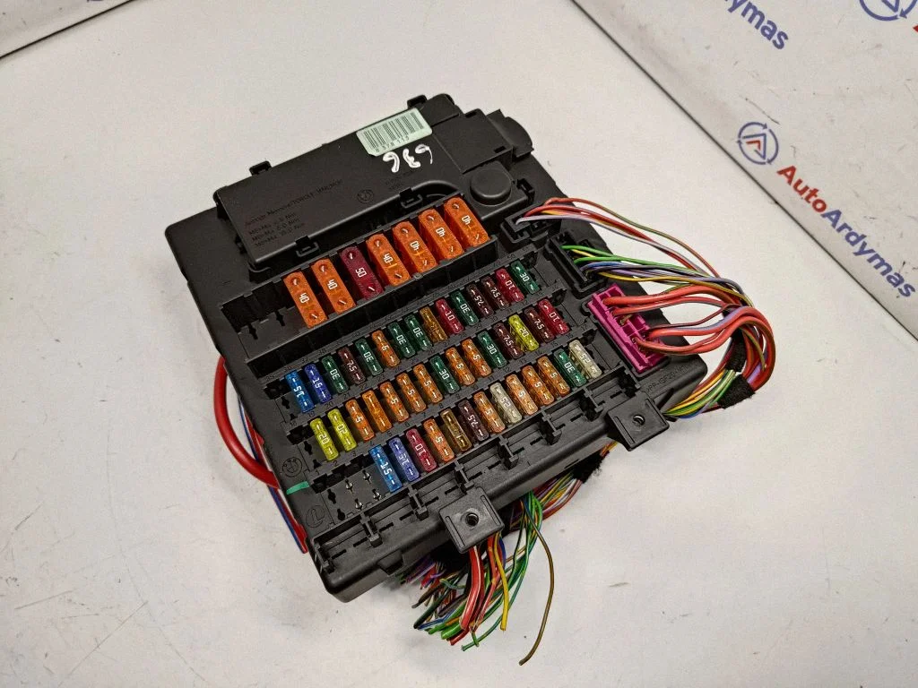 Fuse module 8378113 – BMW Z4 E85 E86 (2002-2008)
