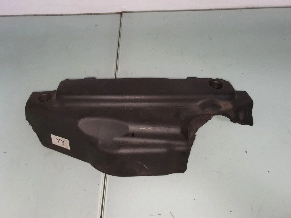 Cita motora nodalījuma detaļa 7807241