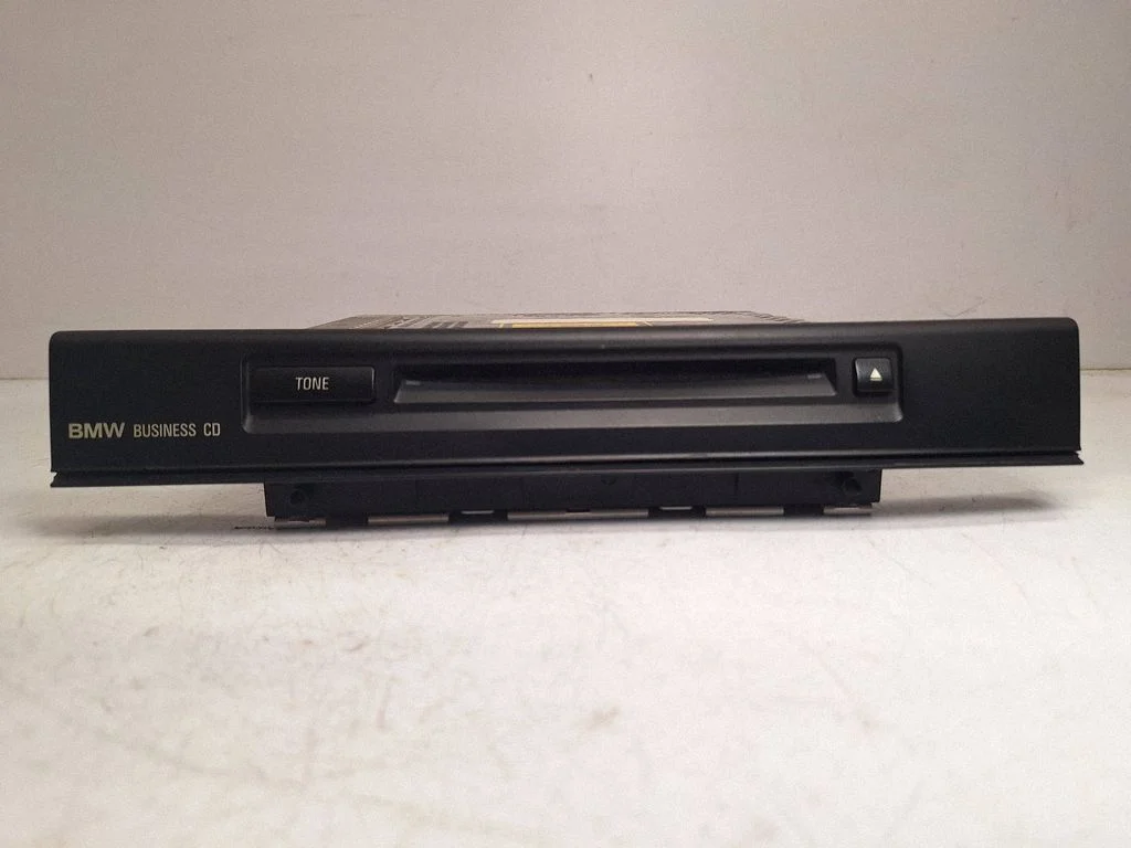 Radio/CD/DVD/GPS head unit 65126919066