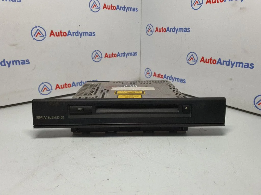 Radio/CD/DVD atskaņotājs/navigācija 8387322