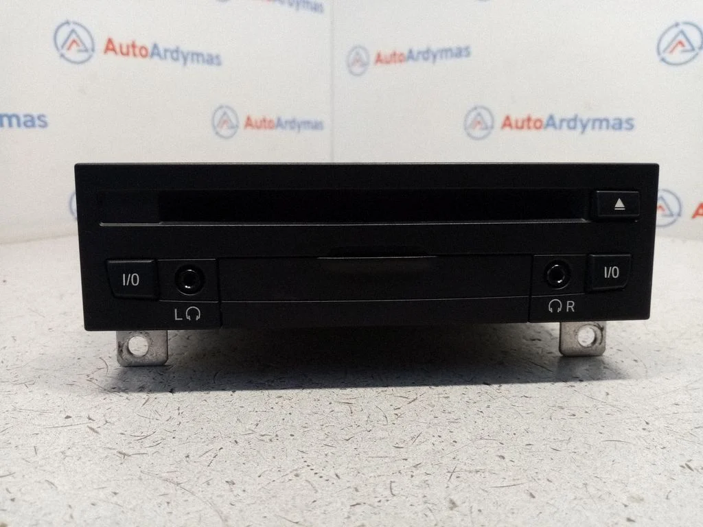 Radio/CD/DVD atskaņotājs/navigācija 9228928