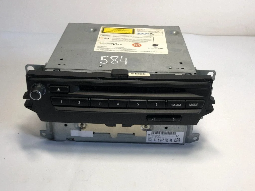Radio/CD/DVD/GPS head unit 9257188