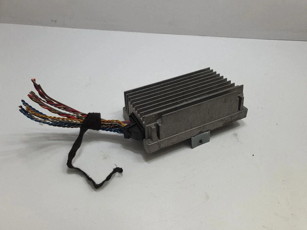 Wzmacniacz audio 9275579
