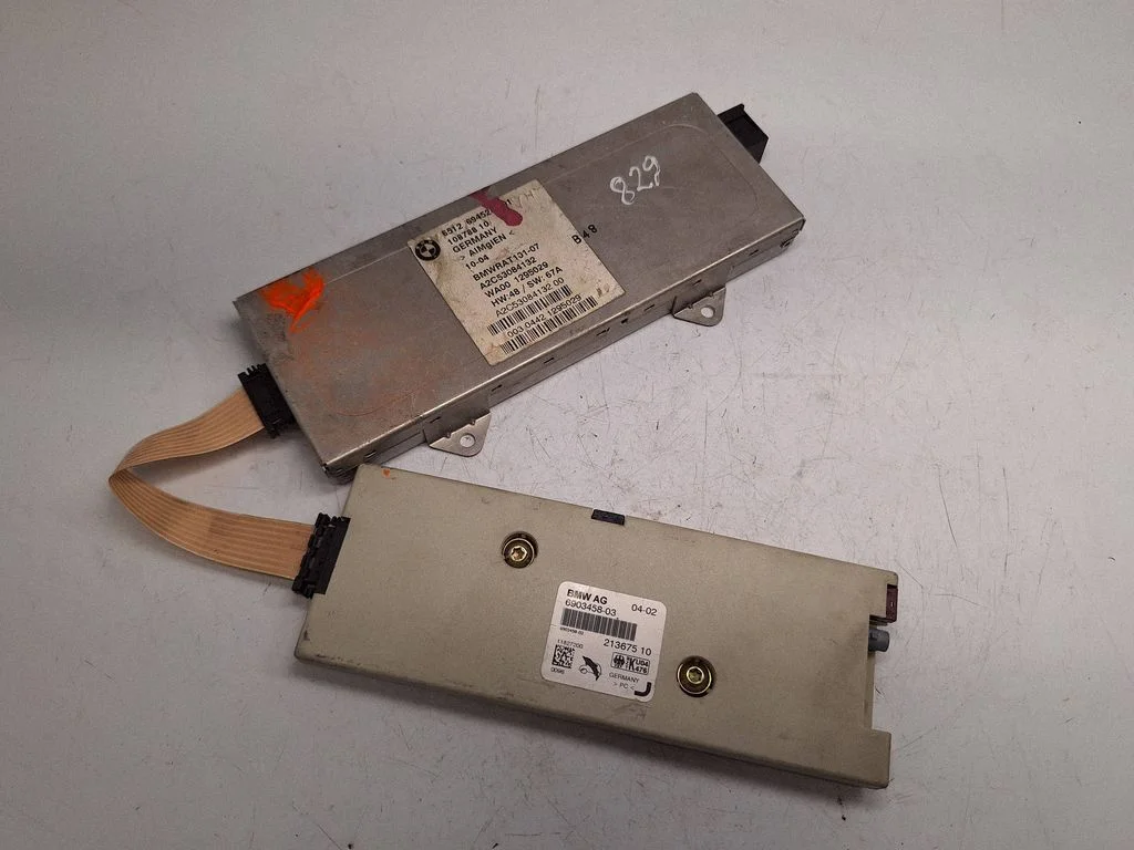 Antenas pastiprinātājs 65206945231