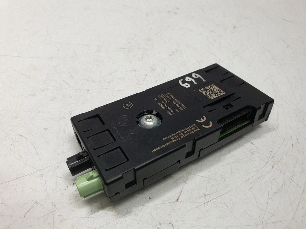 Aerial antenna amplifier 6835146