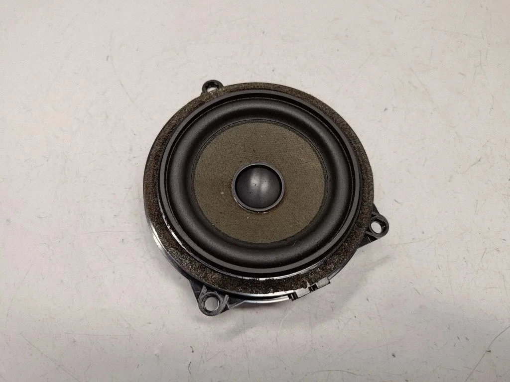 Front door speaker 65139264944