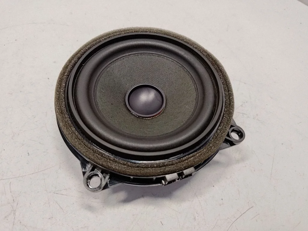 Front door speaker 65139264944