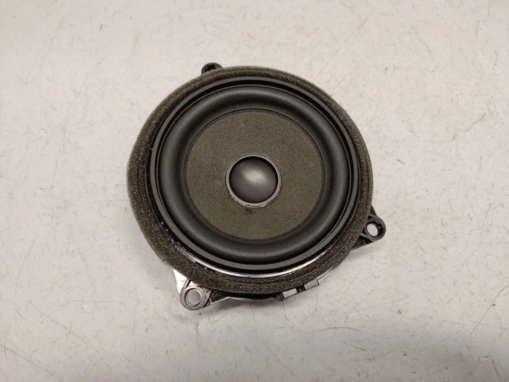 Front door speaker 65139264944