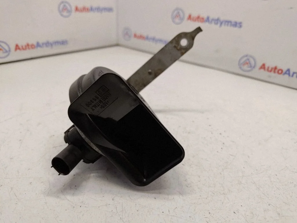 Horn signal – BMW 7 Series E65 E66 (2001-2008)