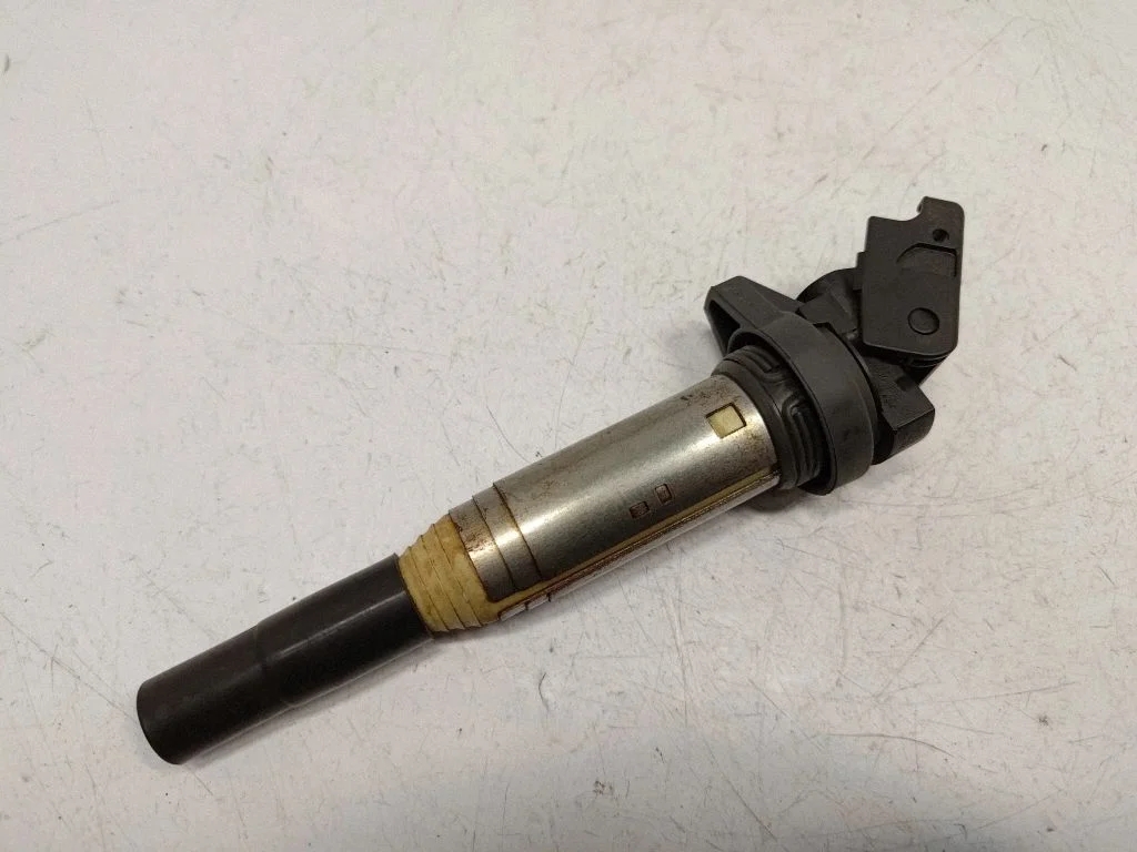 High voltage ignition coil 8616153