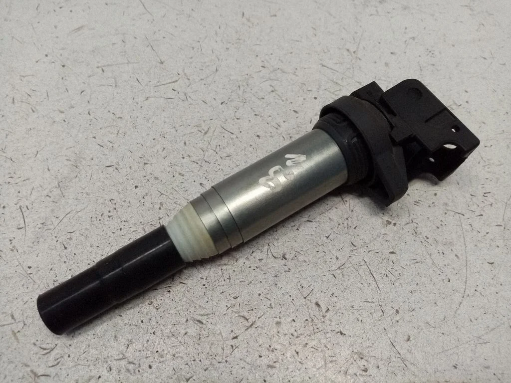 Kõrgepinge süütepool – BMW 3-seeria F30 F35 F31 (2012-2018)