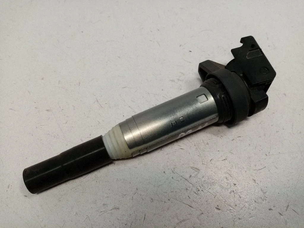 High voltage ignition coil 8616153