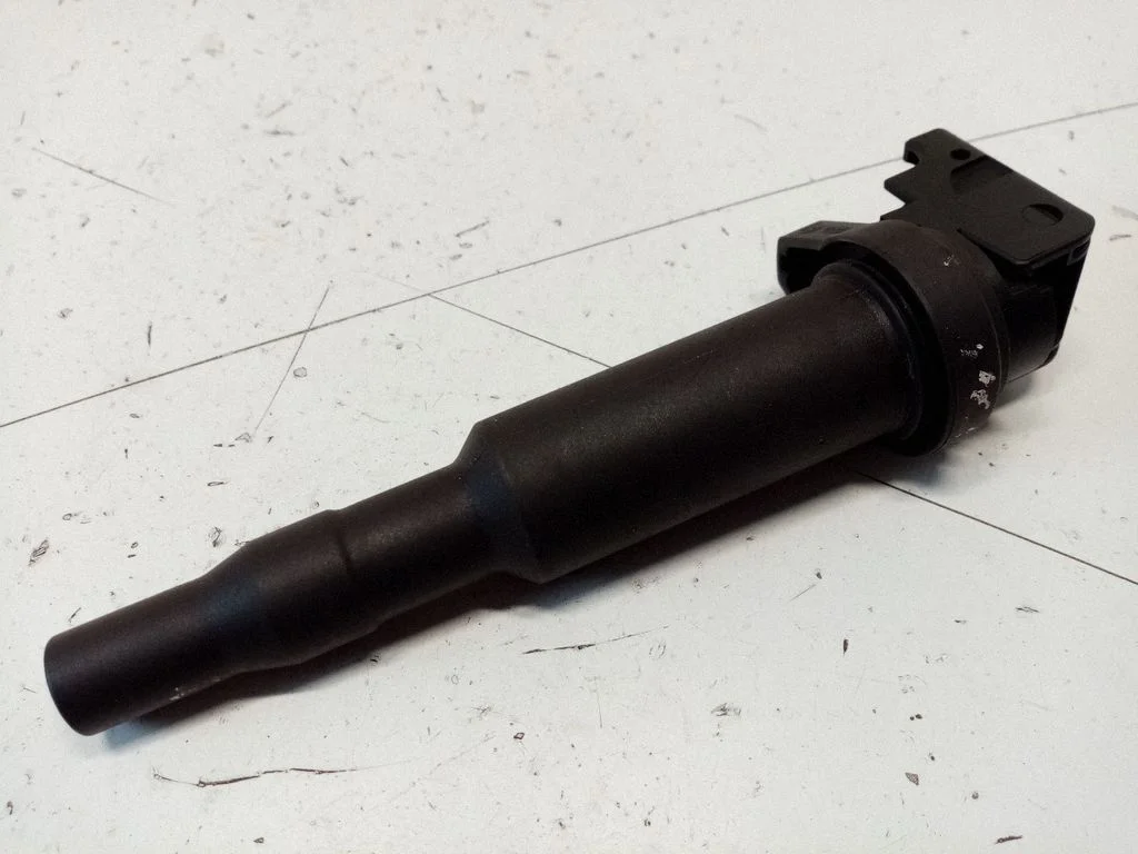 High voltage ignition coil 7594937
