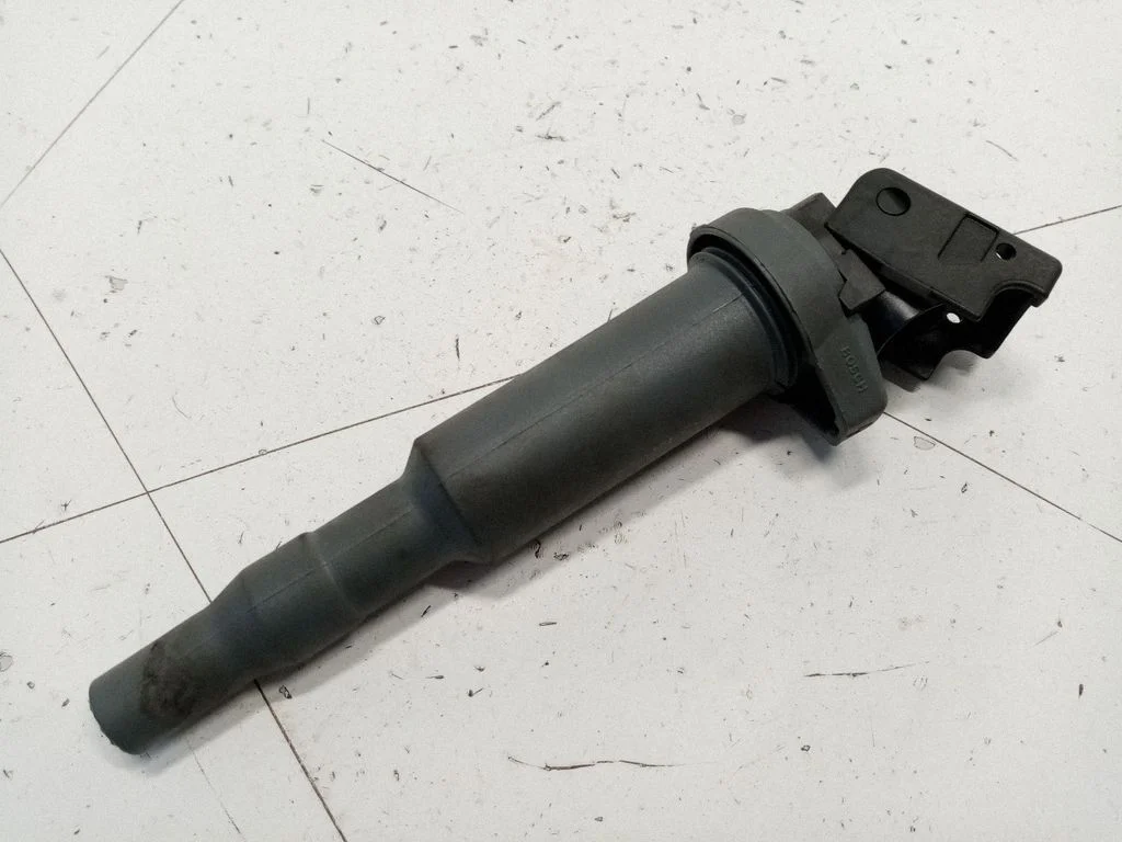 High voltage ignition coil 0221504471