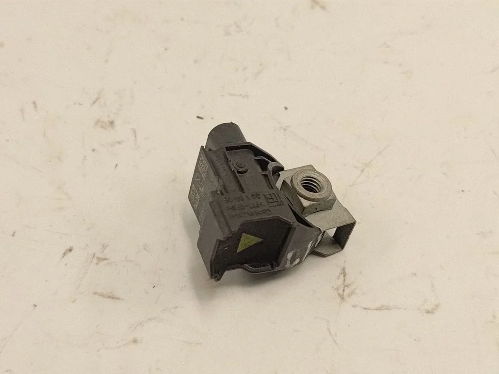 Drošības spilvenu trieciena sensors 9349777