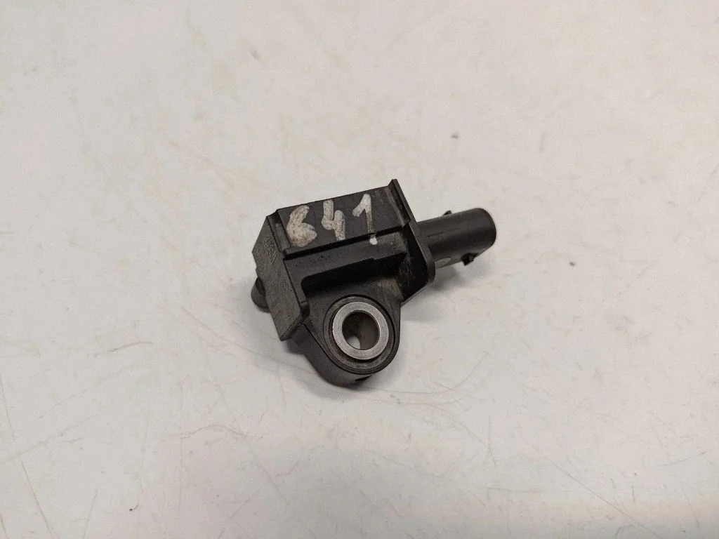Drošības spilvenu trieciena sensors 65779196043