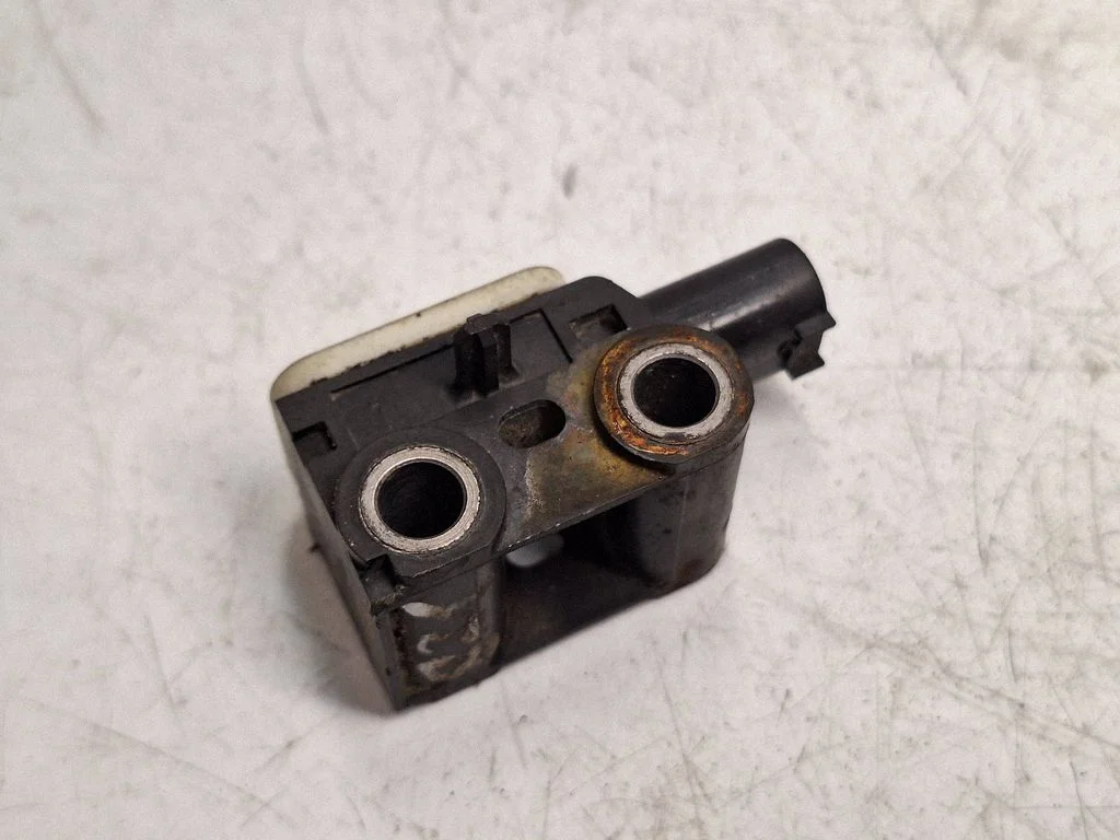 Drošības spilvenu trieciena sensors 9152262