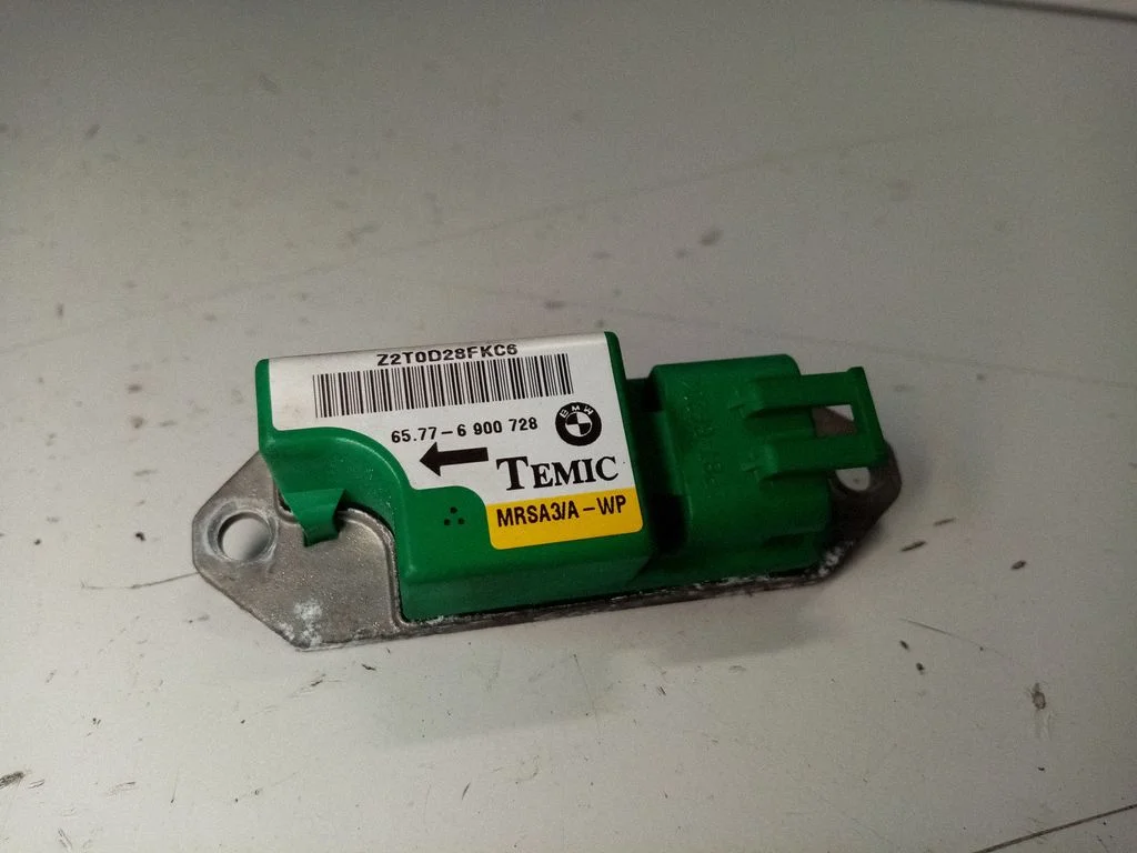 Drošības spilvenu trieciena sensors – BMW 5. sērija E39 (1996-2003)