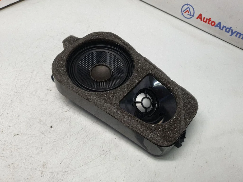 Parcel shelf speaker 9211047