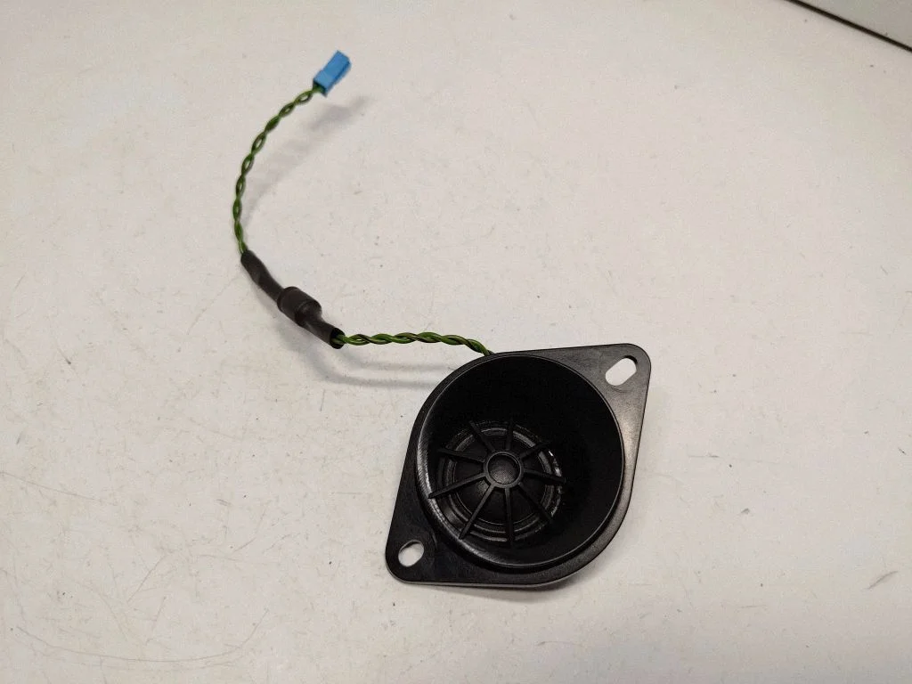 Parcel shelf speaker 65136919362