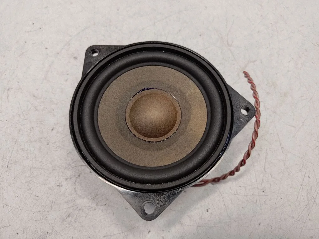 Parcel shelf speaker – BMW 5 Series F10 F11 (2009-2016)
