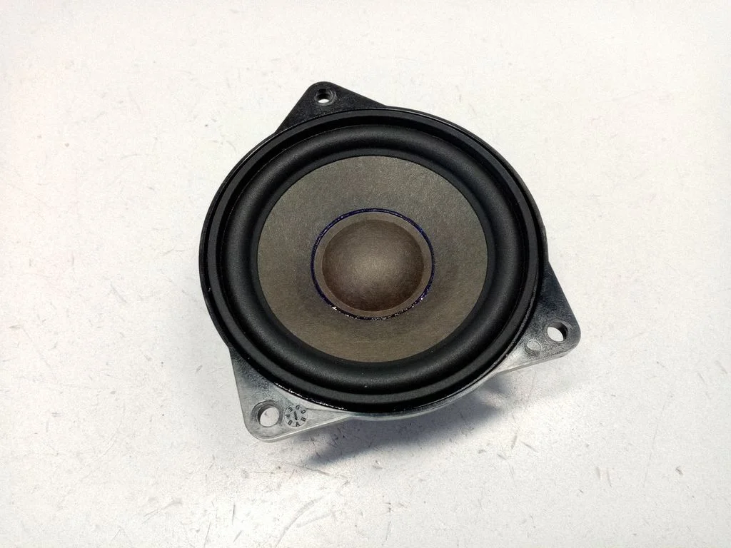 Parcel shelf speaker – BMW 5 Series F10 F11 (2009-2016)