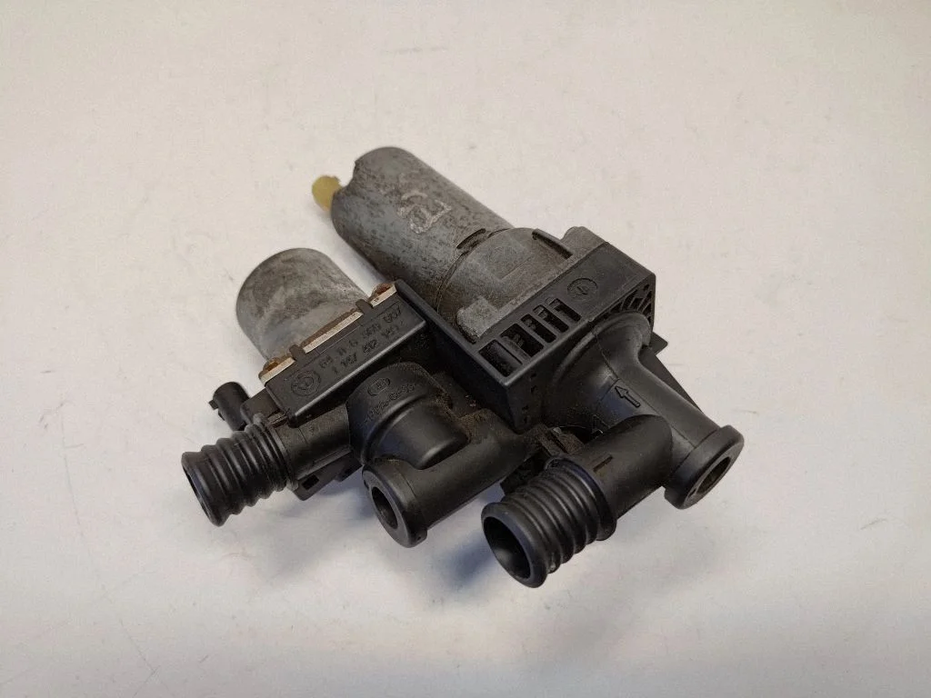Coolant heater control valve – BMW 3 Series E46 (1998-2005)