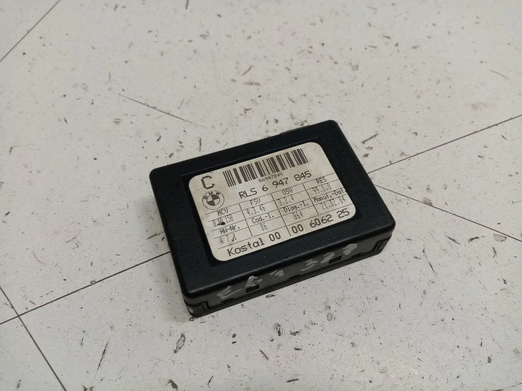 Rain sensor 6947845