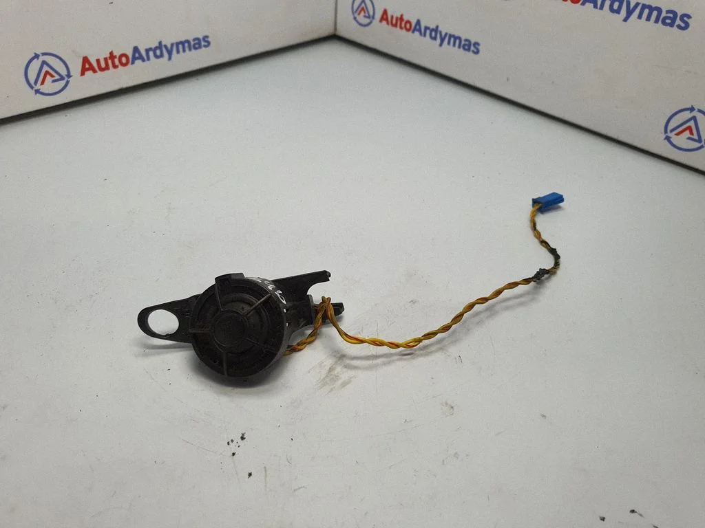 Front door high frequency speaker 8368236