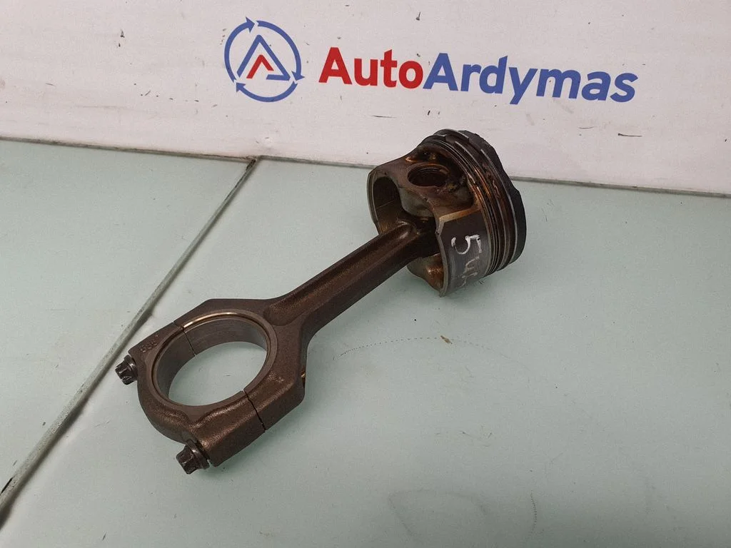 Piston with connecting rod 7624615