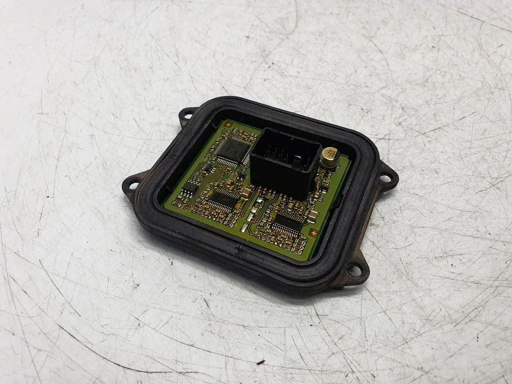 Headlight ballast module Xenon 7182396
