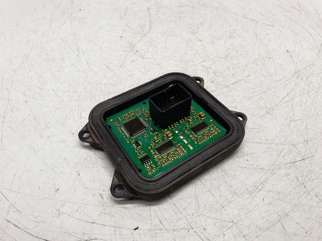 Headlight ballast module Xenon 7182396