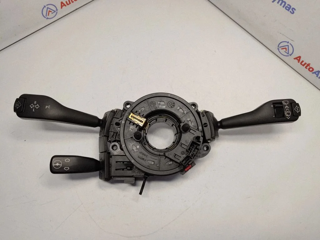Steering wheel axle set 61318375398
